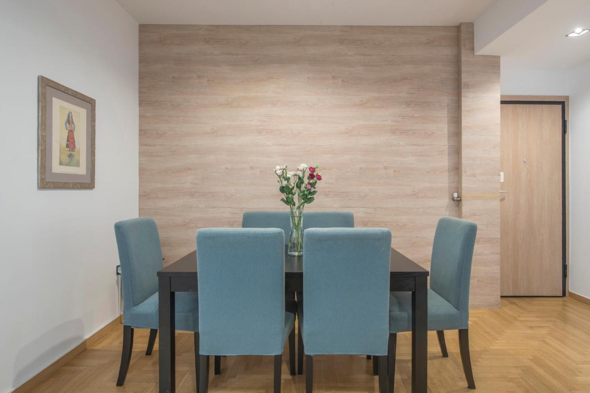Delightful Stylish Two Bedroom Condo In Hip Area Of Central Atena Exterior foto